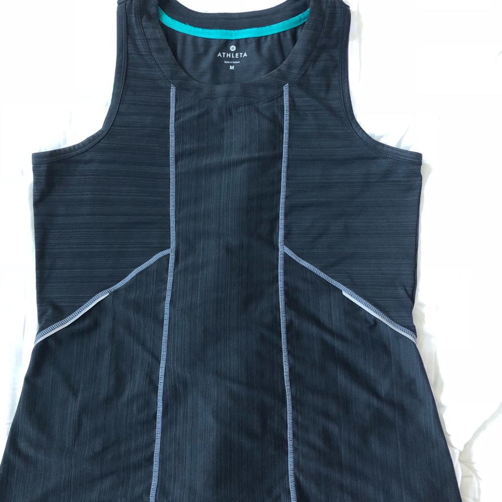 Women’s Athleta tank top